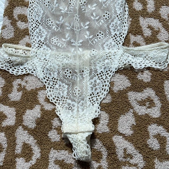 Vintage Sz 34B white lace teddy - Picture 4 of 6
